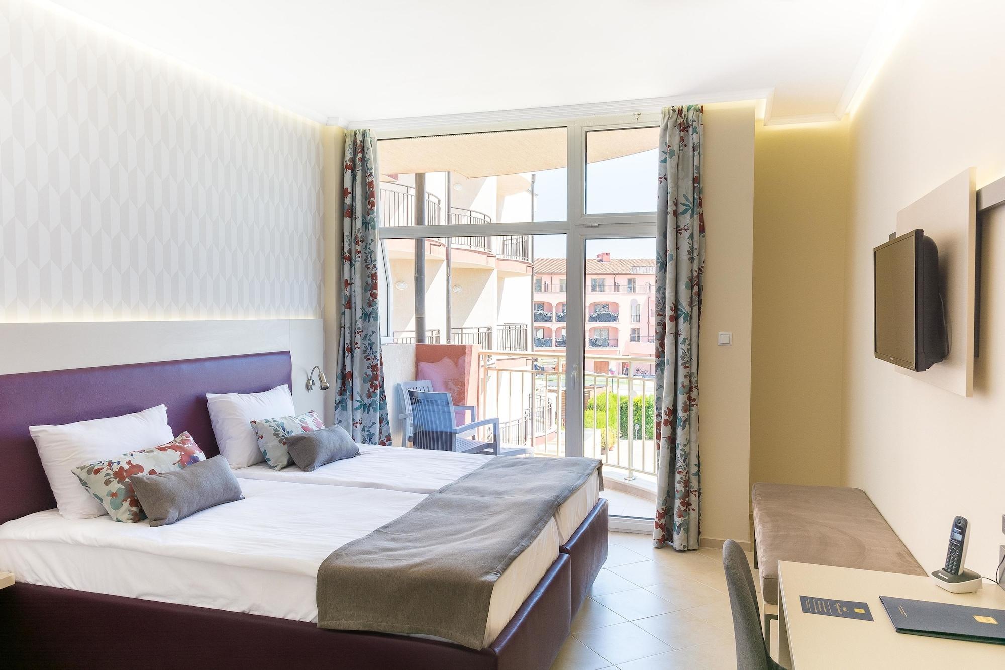 Mpm Astoria Hotel Slăntjev Brjag Exteriör bild