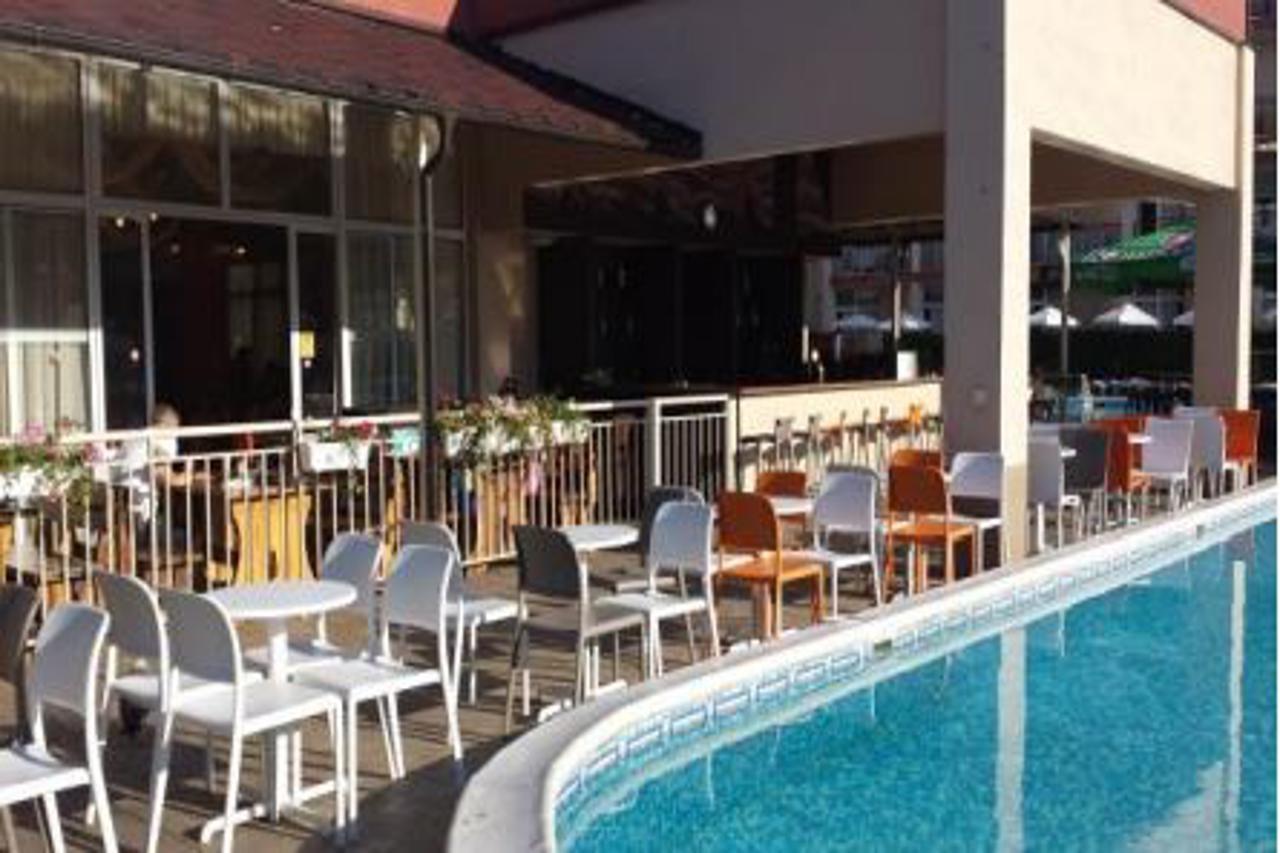 Mpm Astoria Hotel Slăntjev Brjag Exteriör bild