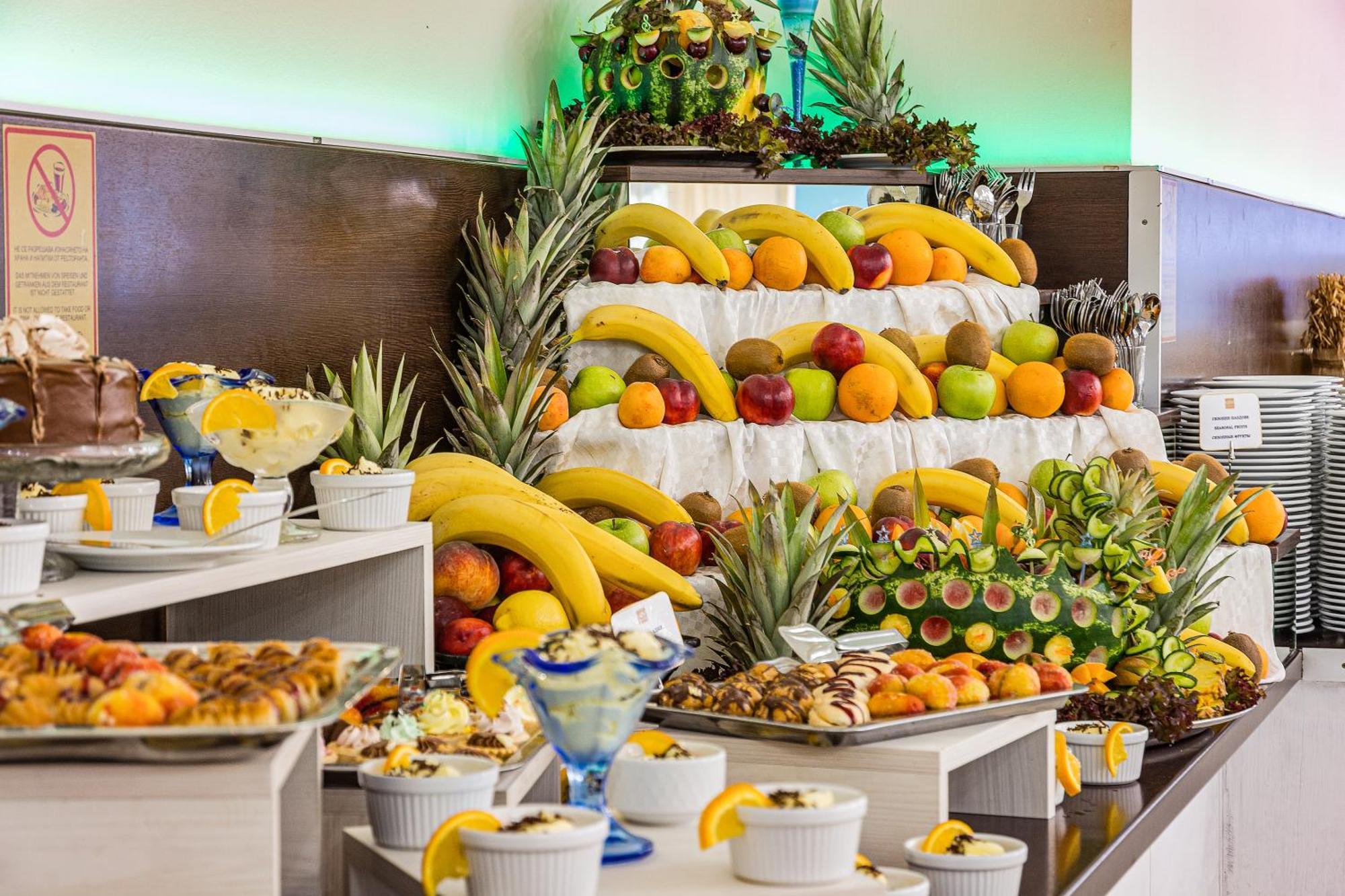 Mpm Astoria Hotel Slăntjev Brjag Exteriör bild
