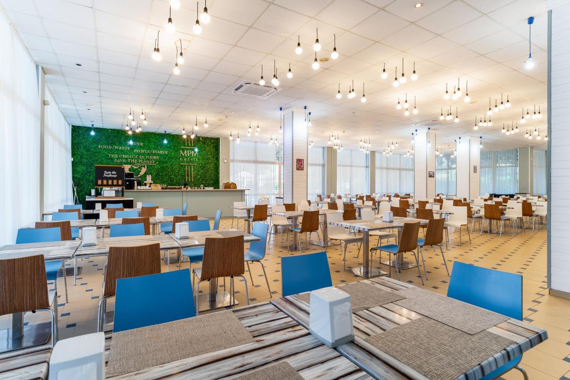 Mpm Astoria Hotel Slăntjev Brjag Exteriör bild