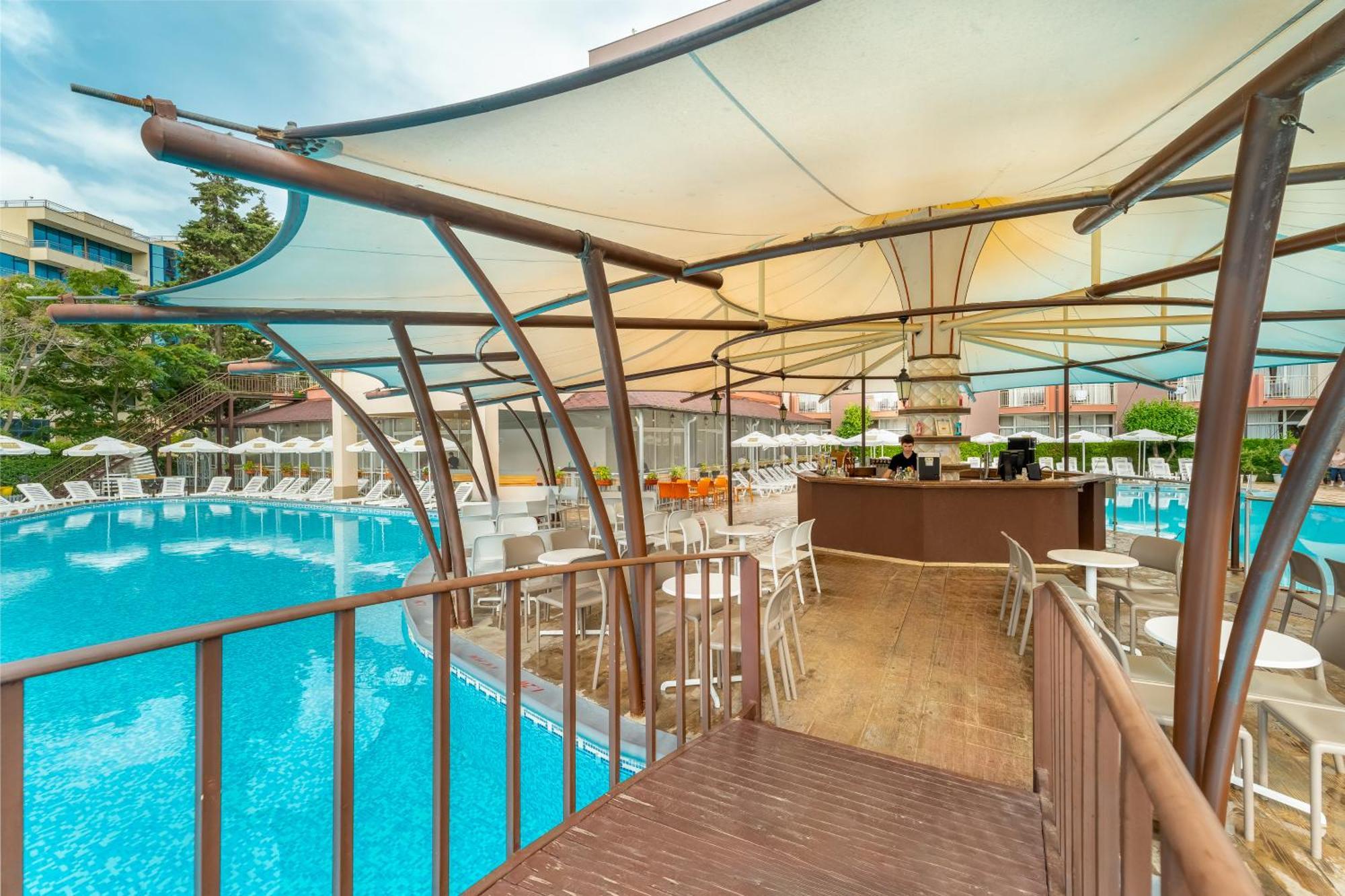 Mpm Astoria Hotel Slăntjev Brjag Exteriör bild