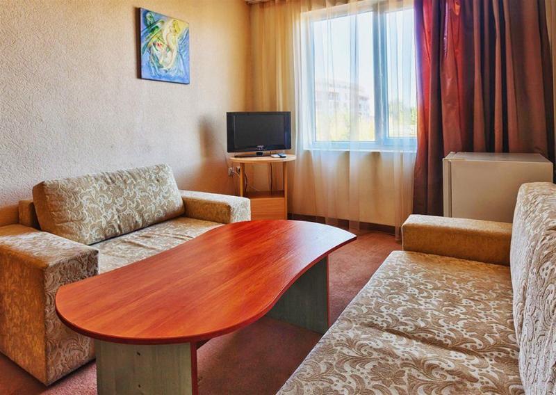 Mpm Astoria Hotel Slăntjev Brjag Exteriör bild