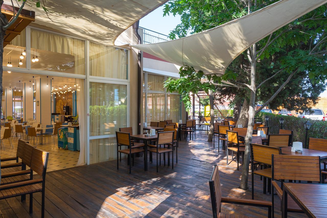Mpm Astoria Hotel Slăntjev Brjag Exteriör bild