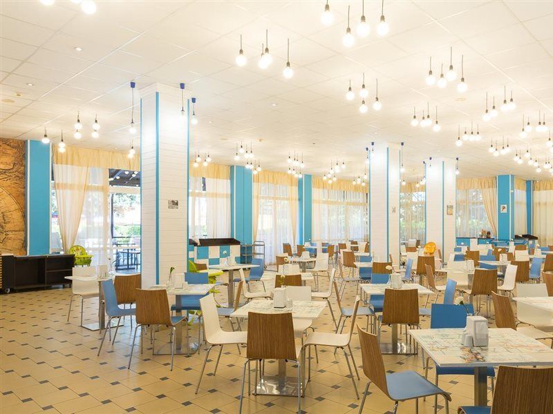 Mpm Astoria Hotel Slăntjev Brjag Exteriör bild